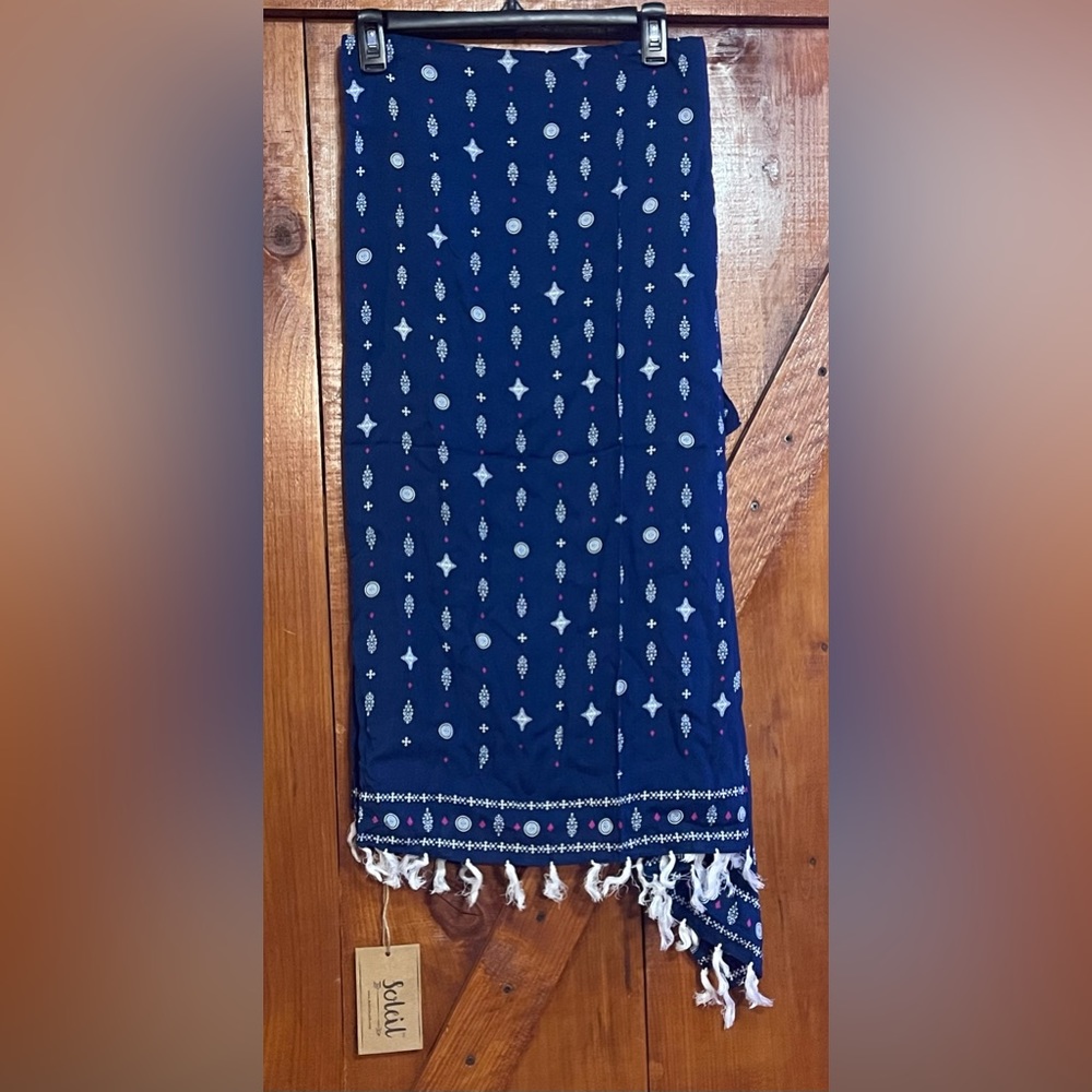 NWT Soleil Pareo Fringe Wrap Navy Blue